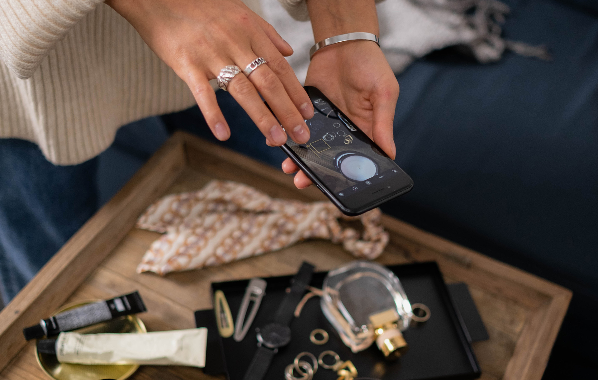 Bespoke Experiences for Online Luxury Customers