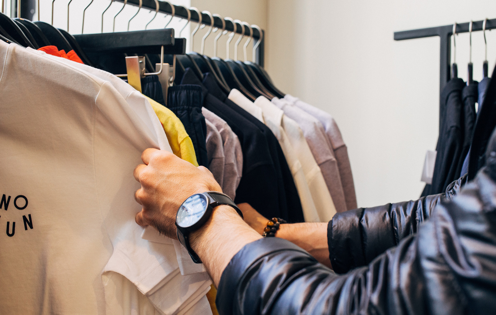 Menswear eCommerce: how to capitalise on the fashion-unconscious?
