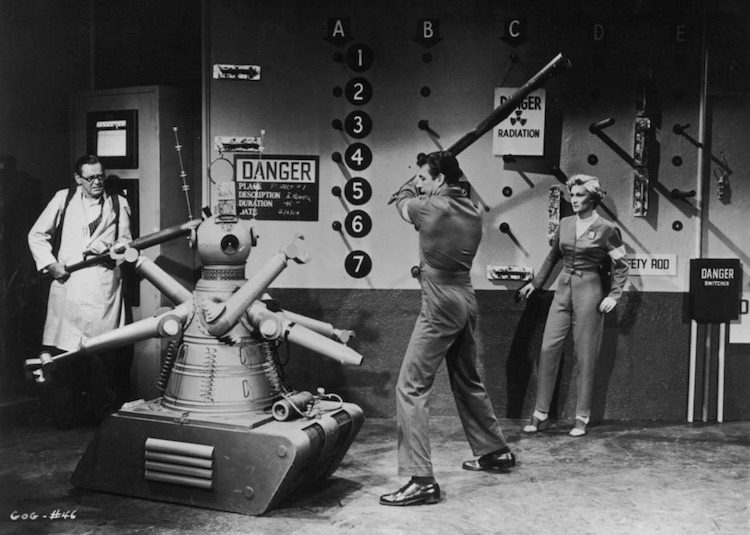 FinTech: a threat to the traditional banking industry?